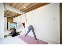 ハーベル 千歳船橋店(Herbelle)/スマートミラーでヨガピラティス