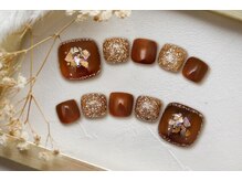 FASTNAIL松戸駅西口店【パラジェル/ジェルネイル専門/定額/マグネット/フットネイル】/秋フット 【11964】