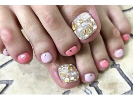 秋冬も人気のパール埋め尽くし
