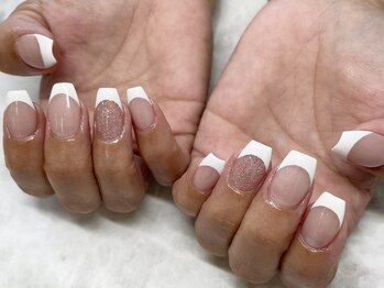 キャンアイドレッシー 佐野店(Can I Dressy)の写真/シンプル~こだわりネイルまで、幅広く対応したサロンです!忙しい方でも通いやすいスピーディーな施術で◎