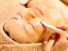 シャンブル(Chambre)の雰囲気（ラミネーションピール/ピーリング/角質ケア/毛穴/たるみ/肌育）