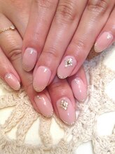 ハニーズネイル(Honey's Nail)/ヌーディー＆ビジューネイル