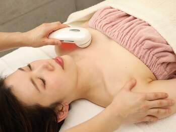 クラルス(clarus)/セルキュア4Tプラスでバストケア