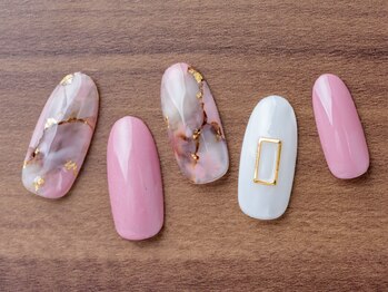 イルソーレネイル(ILSOLE NAIL)/ピンク大理石風ネイル