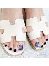 クリーム(Nail Atelier CREAM)/親指アート