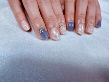 フワフワ(fuwa-fuwa)/ブルーにミラーネイル