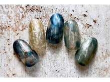 ネイルクローネ(nail crone)/海のキラキラネイル