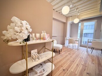 ネイルスタンド(NAIL STAND)/お待ちしております♪