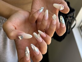 清楚可愛い白グラデ　ｂｙ阿部