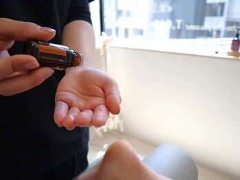 ククナ 新横浜駅前サロン/アロマリンパ/小顔矯正/新横浜