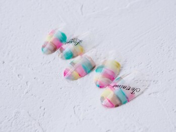 カトルナフ(quatre fois neuf)/おしゃれボーダーネイル