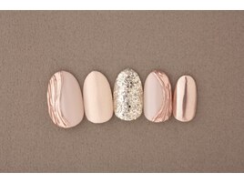 ホワイトネイル