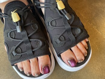 エルフ(elf)/親指ART付きマグネット