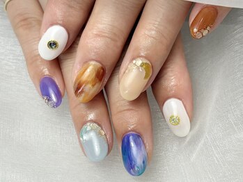 ヘアーアンドネイル ルシア(Hair&Nail Lucia)/バイカラーニュアンスネイル！