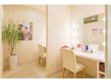 カラダの部位ごとに4種類のオイルを使い分けるこだわり