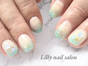 リリー(Lilly)/水色グラデーションネイル