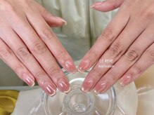 ルレーブ(LE REVE)/チークマグネットフレンチネイル