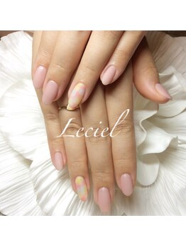 ルシエル(LeCiel)/シンプルオフィスネイル