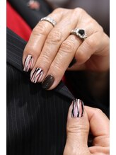 キダチ(Kidati)/ニュアンスストライプネイル