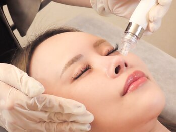 エスビーワイビューティー(SBY Beauty)の写真/毛穴洗浄/新宿御苑前徒歩1分の好立地にあるプライベートサロン◎毛穴の黒ずみ・ざらつきをスッキリ洗浄☆
