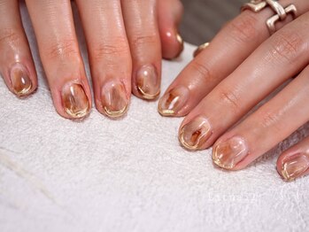 リットネイル(Lit nail)/