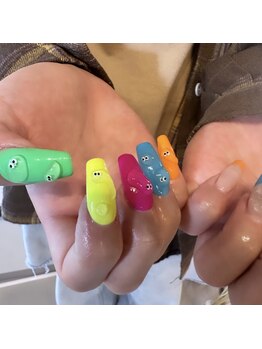 カラフルネイル