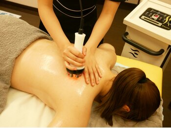 ライトウェーブ 伊那店の写真/【痩身ダイエット×ハイパーナイフ】劇的スリム！もみほぐしで凸凹脂肪を分解&燃焼!!