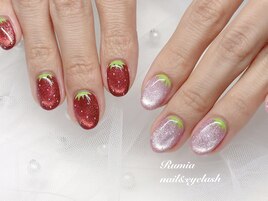 いちごネイル