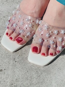 ミドカ(M'doka)の写真/自分のお好きなお色が見つかる♪足の角質もしっかりケア♪