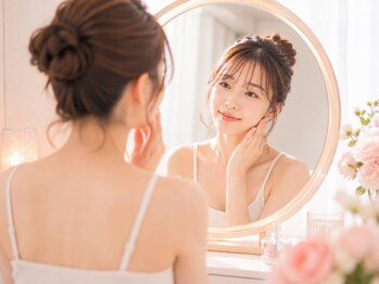 バストアップ&育乳美容整体 Via東京 池袋店【9月中旬 NEW OPEN(予定)】の写真/【二の腕の肉でバストアップしたいあなたに】背中/二の腕/お腹の贅肉をバストアップしつつ全身スッキリ♪