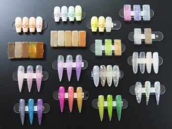 Ego.nail atelierの写真/【北綾瀬スカルプネイル】海外風のロングネイルで指先から個性を。ホロ・グリッター・ドライフラワー豊富♪