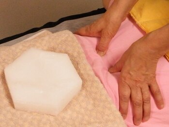 塩の部屋 四神ソルトセンター/ホットな塩で氣の流れを整える☆