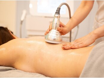 美人バスト 千葉店/バイポーラRF吸引ドレナージュ