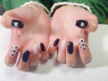 セムヤネイル(sem'ya nail)/フリーアート　ハートネイル