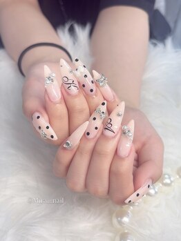 ミラネイル(Mira Nail)/ドットネイル