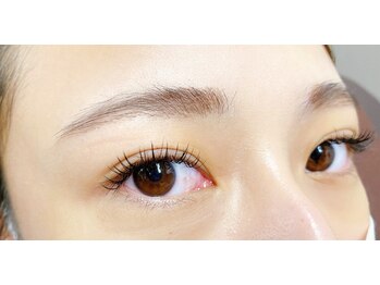 フォンテーヌブロー 野々市店(Fontaine Brow)/アップワードラッシュ