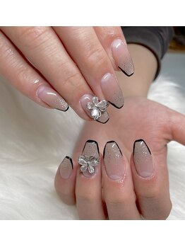 フィー(fee)/キラキラネイル