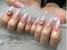 ユーネイル(YW nail)/グラデーション＋パーツ