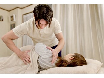 ウィーブ(WIIVE)の写真/〈綺麗で疲れにくい軽い体に〉歪みと姿勢を整えてコリに悩まされない背中美人へ！