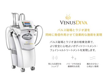 ワイグレイス(Y.GRACE)