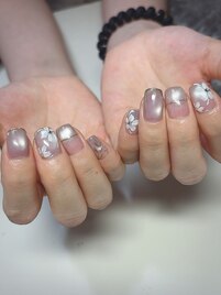 涼しげフラワーネイル