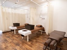 両国ソレイユ鍼灸整骨院の雰囲気（開院して1年未満の綺麗な店舗です☆お子様連れ可能です。）