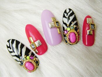 アンジェヴォーグ 名古屋本店(Angevogue)/午年しまうまネイル