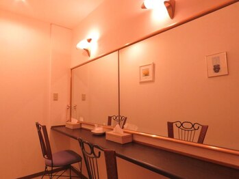 トータルビューティージュネス(TOTAL BEAUTY JEUNESSE)/メイクルーム完備!!