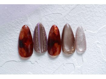 ココ(Coco)/秋・ベッコウネイル・マグネット