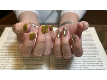 シンリーネイル(sinly nail.)/ピスタチオミラー