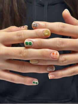 フィルネイル(fil nail)の写真/短いお爪でも映える☆季節の変わり目も楽しめるデザインが豊富♪【選べる定額ニュアンスコース初回¥6800】
