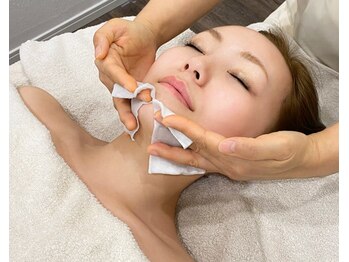 アイラッシュサロン M/ハイドロピーリング施術行程