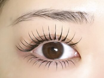 アミティエ(Amitie)の写真/＼ナチュラル盛れ／最新技法★＆healthy！エクステ＋パーマで叶う程良い束感で目力UP&抜群の持続力◎