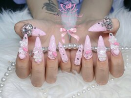 持ち込みデザイン◎つけ放題